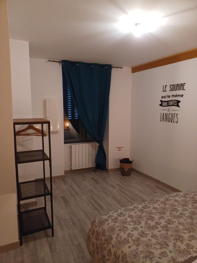 La Maison Du Bonheur Saint-Germain-Laval  Εξωτερικό φωτογραφία